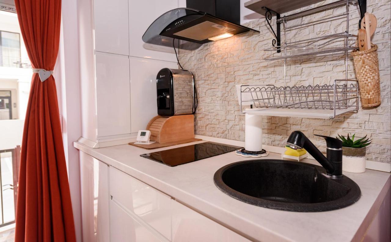 Kataleya Studio Apartment Navodari Luaran gambar